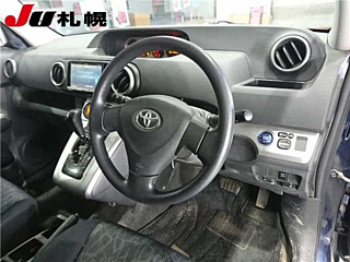TOYOTA COROLLA RUMION 2011