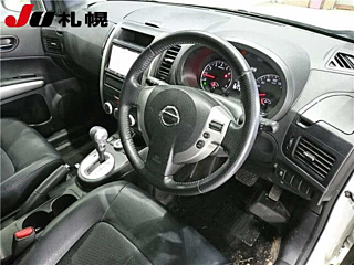 NISSAN X-TRAIL 2013