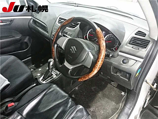 SUZUKI SWIFT 2011