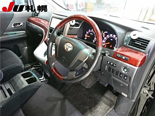 TOYOTA VELLFIRE 2009