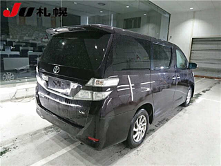 TOYOTA VELLFIRE 2010