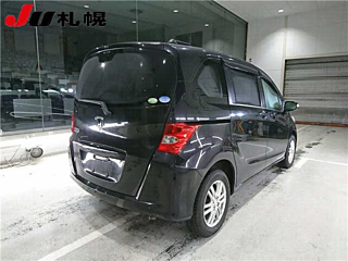HONDA FREED 2009