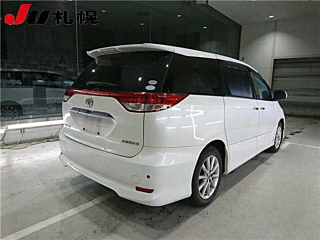 TOYOTA ESTIMA 2011