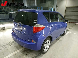 TOYOTA RACTIS 2011