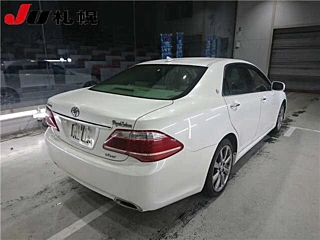 TOYOTA CROWN 2010
