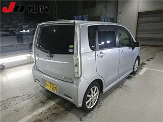 DAIHATSU MOVE 2013