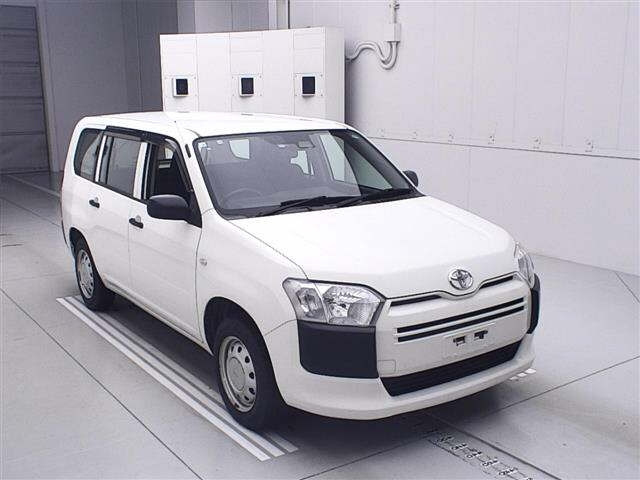 TOYOTA SUCCEED 2019