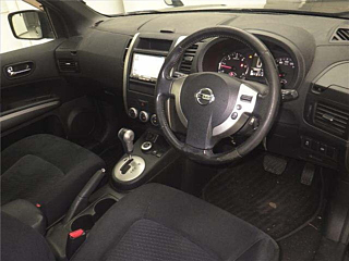 NISSAN X-TRAIL 2010