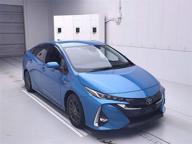 TOYOTA PRIUS PHV 2017