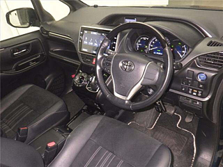TOYOTA ESQUIRE 2019