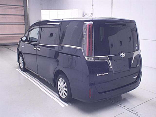 TOYOTA ESQUIRE 2019