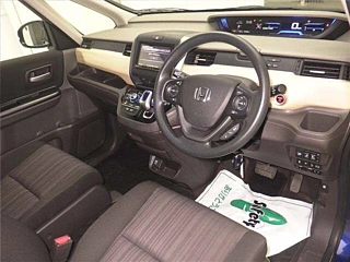 HONDA FREED 2018