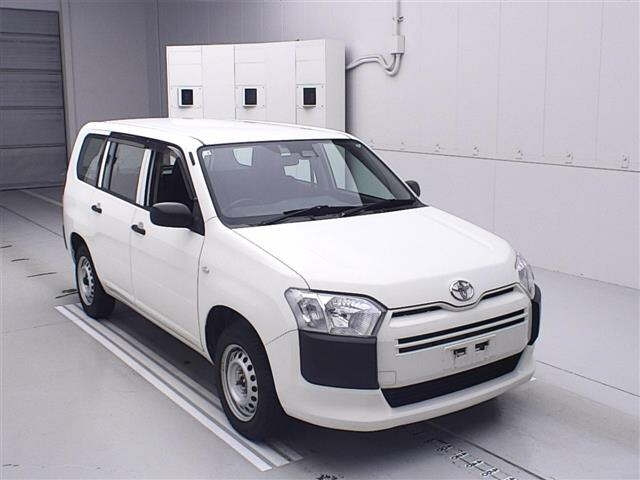 TOYOTA PROBOX 2019