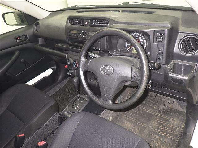 TOYOTA PROBOX 2019