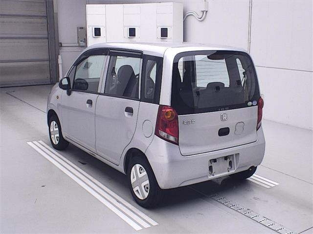 HONDA LIFE 2010