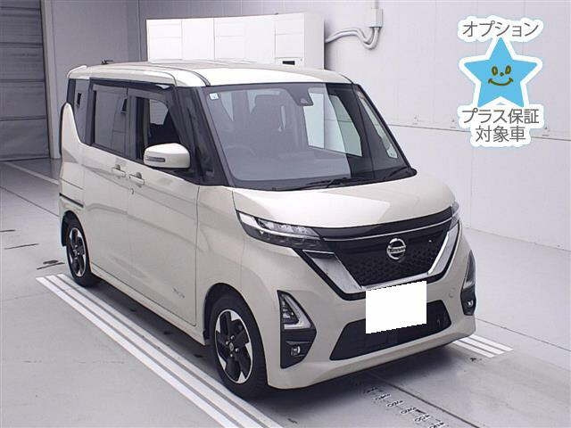 NISSAN ROOX 2021