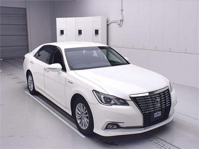 TOYOTA CROWN 2016