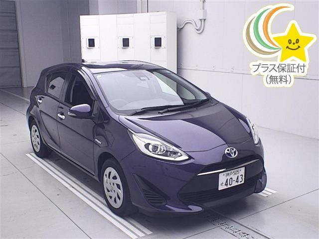 TOYOTA AQUA 2019