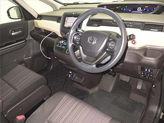HONDA FREED 2018