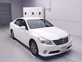 TOYOTA CROWN 2011