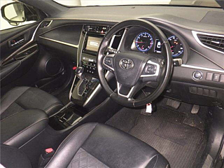 TOYOTA HARRIER 2017