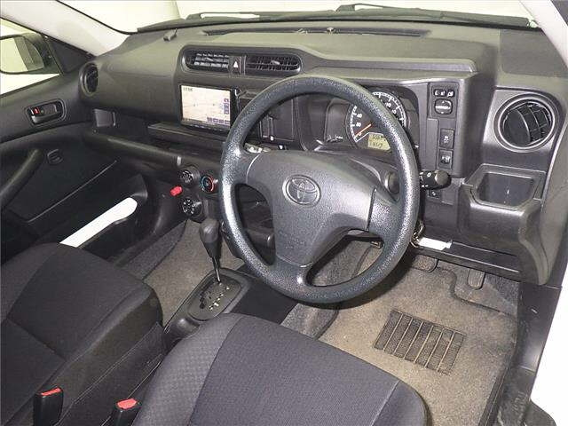 TOYOTA PROBOX 2017