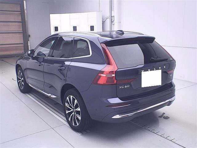 VOLVO XC60 2023
