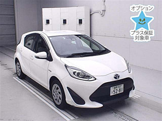 TOYOTA AQUA 2019