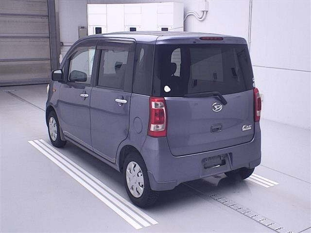 DAIHATSU TANTO EXE 2010