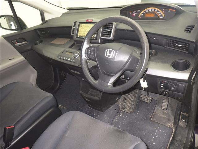 HONDA FREED 2008