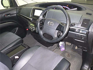 TOYOTA ESTIMA 2013