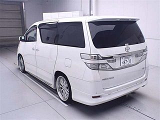 TOYOTA VELLFIRE 2014