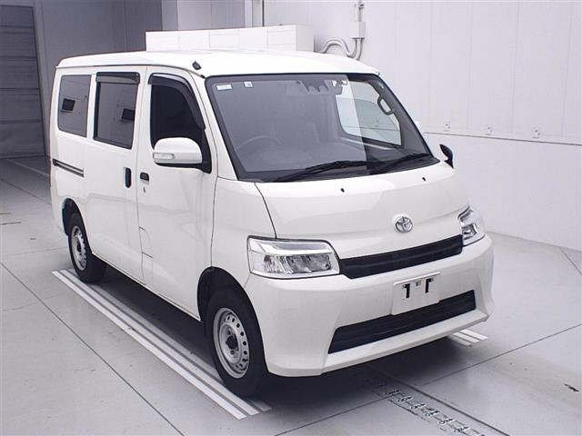 TOYOTA TOWN ACE VAN 2022