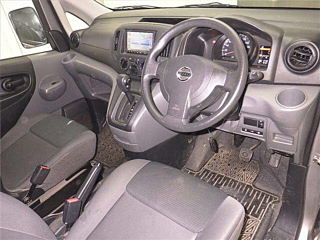 NISSAN NV200 2020