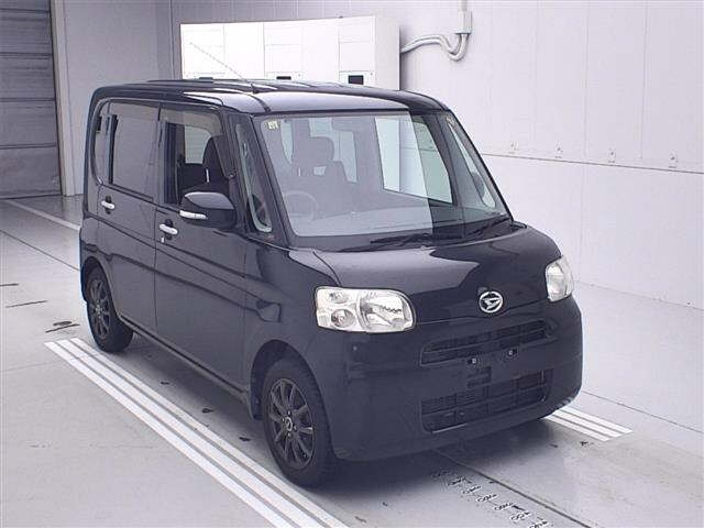 DAIHATSU TANTO 2010