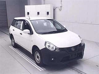 NISSAN AD