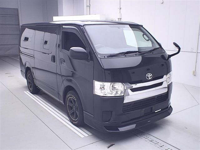 TOYOTA HIACE VAN 2014