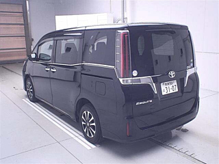 TOYOTA ESQUIRE 2019