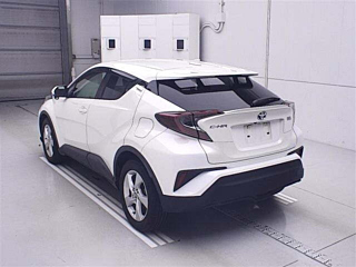 TOYOTA C-HR 2018