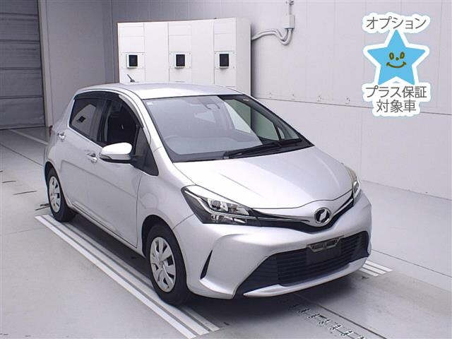 TOYOTA VITZ 2016
