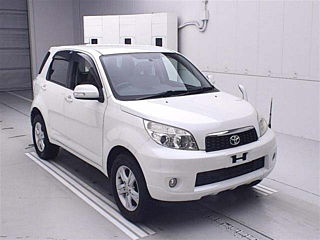 TOYOTA RUSH 2009