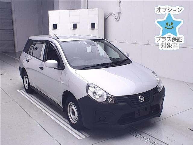 NISSAN AD 2020