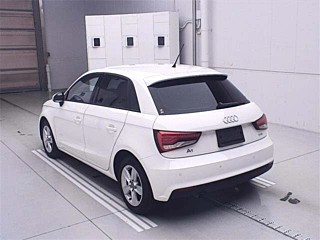 AUDI A1 8XCHZ