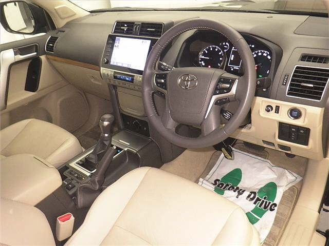 TOYOTA LAND CRUISER PRADO 2022