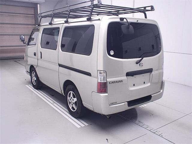 NISSAN CARAVAN VAN 2009