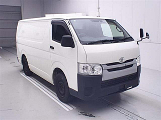 TOYOTA HIACE VAN 2019