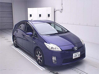 TOYOTA PRIUS 2011