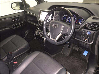TOYOTA ESQUIRE 2018