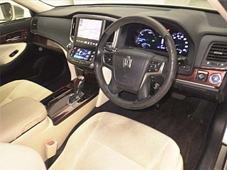 TOYOTA CROWN 2013