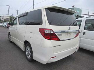 TOYOTA ALPHARD 2013